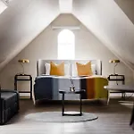 Oddsson Downtown Hotel